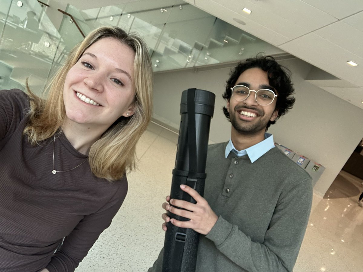 laskey_emily's tweet photo. Had a great time volunteering at @SEmdphd this past weekend! I especially loved connecting with new undergraduate students working in my old lab (#DunmanLab @UofR) Always happy to pass the torch and share some advice to aspiring MD-PhD students!! https://t.co/qiJ3AGRFsN