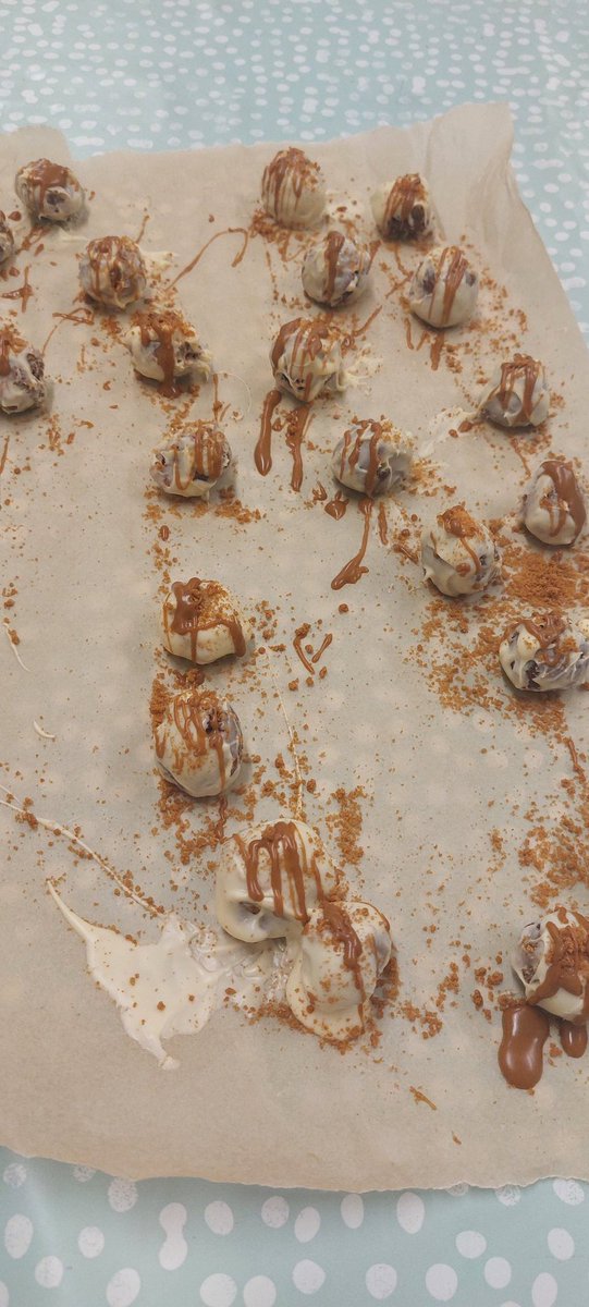 mswalshsclass1's tweet photo. Busy making delicious Biscoff Truffles 🤤  @followstannes https://t.co/8kBKYl1qDi
