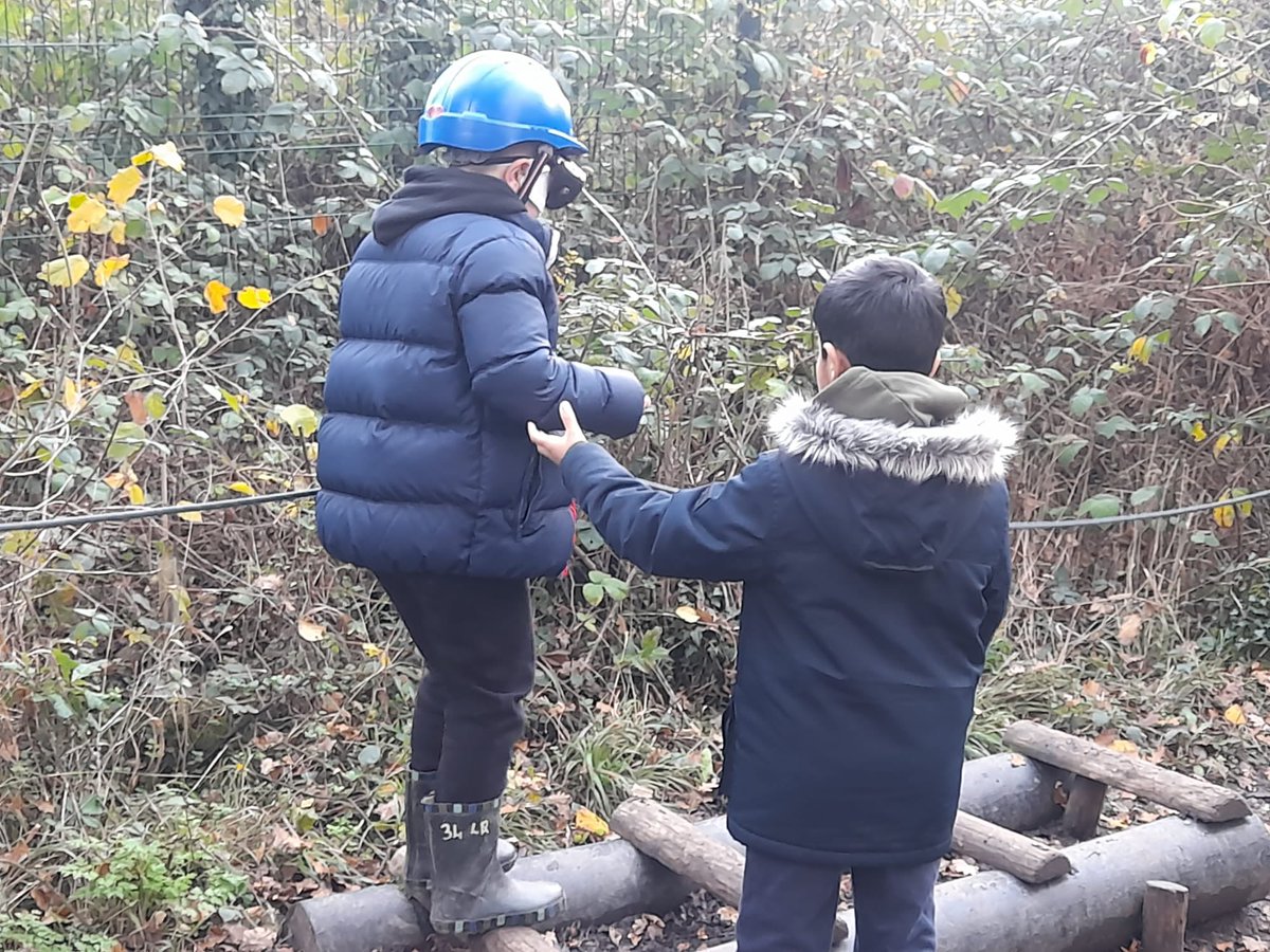 millbankgardens's tweet photo. Our Year 4s have arrived safely at @SayersCroft_ and have had an exciting afternoon. Highlights include: blindfold team challenge, navigating a maze, cracking code and orienteering. #sayerscroft #residentialtrip #outdooreducation #teamwork #enrichment https://t.co/1pNFGEdYqQ