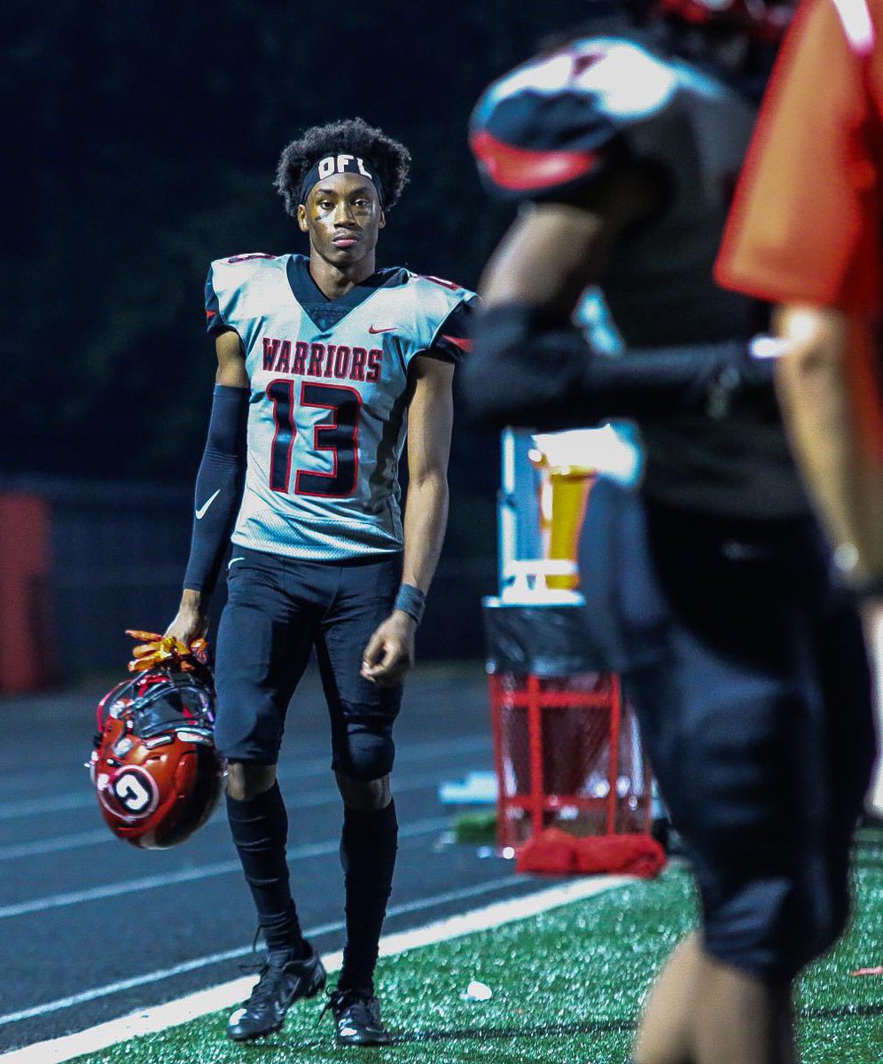 TJ_Caldwell24's tweet photo. Full HS Career Highlights! 
2⭐️ WR
#6 WR IN
Stats:
109 Receptions
2,305 Receiving Yards
31 TD’s/33 Total TD’s
2,705 All-Purpose Yards
FILM⬇️
https://t.co/xQgsefSn8o

@brickiesfb @TechCalumet
@IndianaPreps @EDGYTIM @247Sports @PrepRedzoneIN @AllenTrieu
@IndianaPreps @ChadSimmons_ https://t.co/Oteu0c34Nl