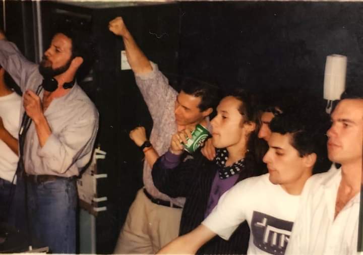 emi_castro92's tweet image. @bbsanzo y @hscanner junto a Diego Torres en San Vicente @UnDinamo @Cirujanoderadio #UnDinamoZ95