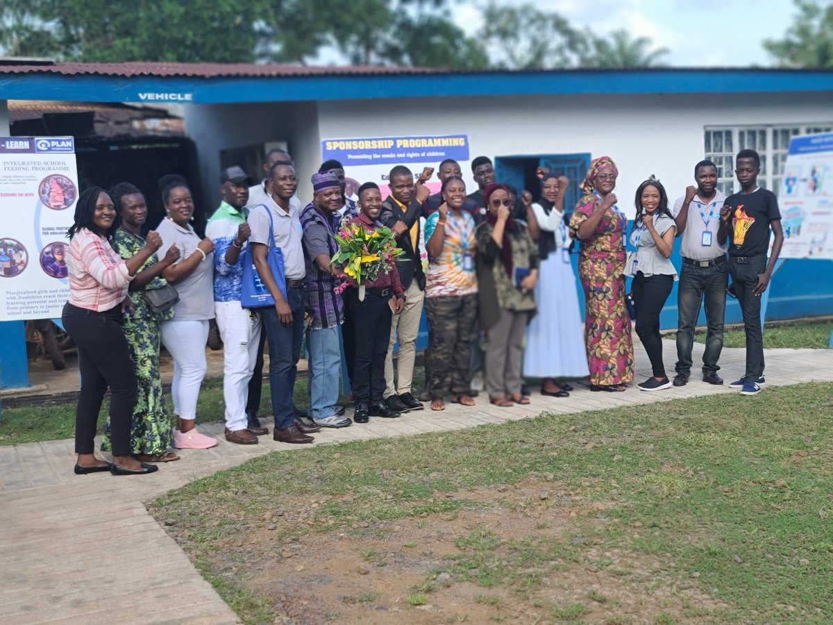 kamandaskamara's tweet image. Honored to host @PlanGlobal's Manu River Director, @Jba2568, &amp;amp; Plan SLE leadership in Moyamba. Discussed amplifying learning &amp;amp; exchange opportunities fr staff, selling our best models &amp;amp; practices, among others. Left us insightful &amp;amp; hungrier fr excellence. 
@PlanWACA 
#movingtrain