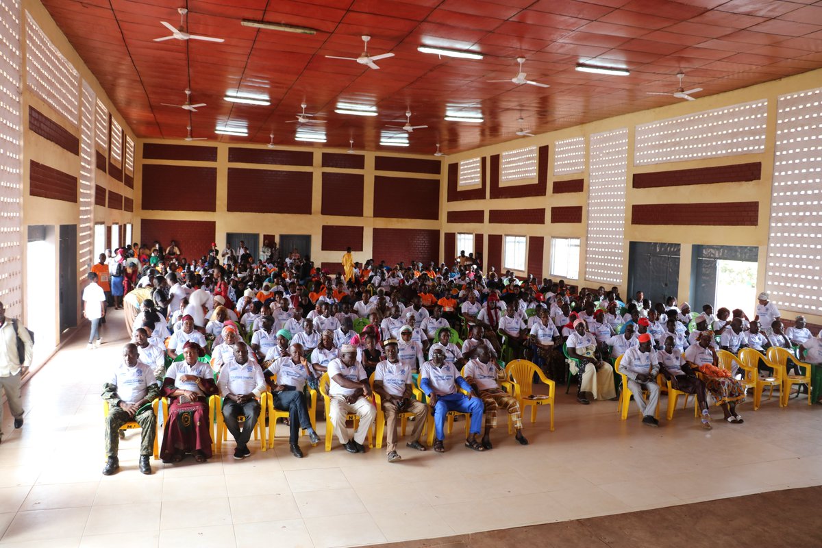 Fin de programme de la 2e cohorte de la stratégie Champion du Changement à Faranah.
C'est une stratégie qui a permis de toucher du doigt les problèmes qui freinent les droits des jeunes filles et garçons dans la région de Faranah.
<a href="/esindayigaya/">Evariste Sindayigaya</a> <a href="/PlanGlobal/">Plan International</a> <a href="/PlanWACA/">Plan International West and Central Africa</a>