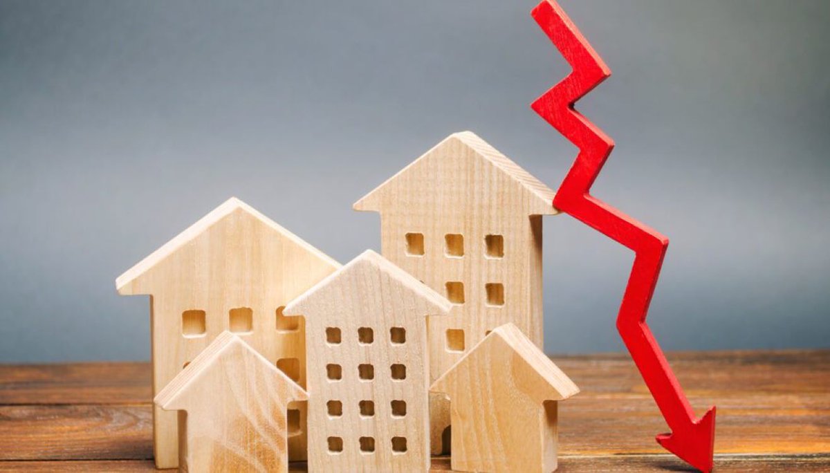 FastTrackDebt's tweet image. Mortgage Rates Fall After Inflation Cools Slightly
fasttrackdebtrelief.com/blogContent.ht…