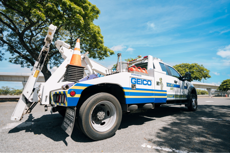 This Thanksgiving week, we're gearing up for the busiest travel day of the year, the Wednesday before Turkey Day! The HDOT Freeway Service Patrol, sponsored by @GEICO, is out in full force, ready to assist with unexpected incidents along the way. Safe travels! #GEICOSafetyPatrol