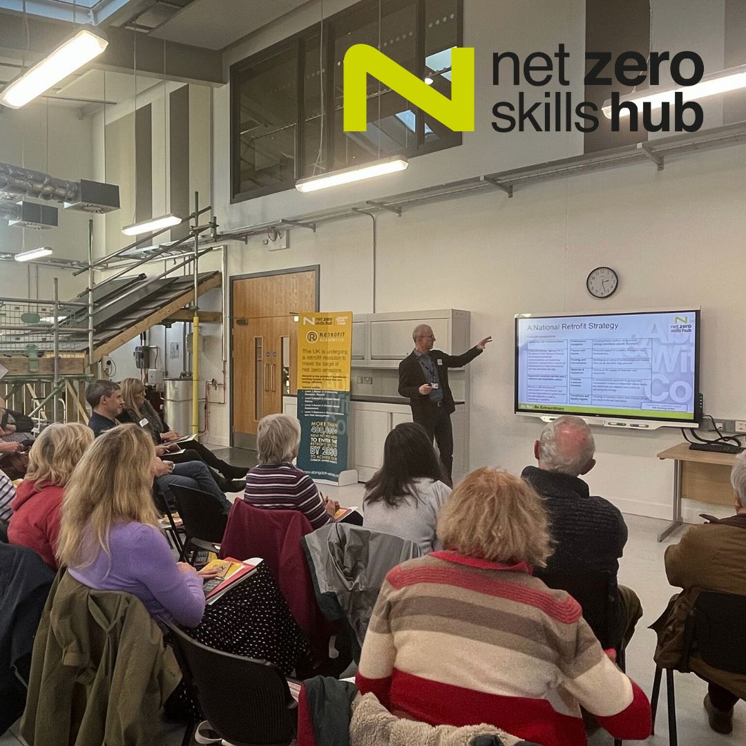 AbWitCollege's tweet photo. We'd like to thank all of the South & Vale councillors who attended our event at the Net Zero Skills Hub last week to find out more about how the College is helping to meet local needs in the race to Net Zero!
#NetZeroSkillsHub #NZSH #NetZero #Retrofit #GreenHomes https://t.co/5kh6ZZaoNG