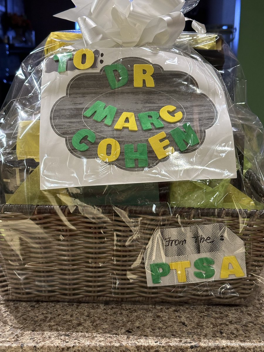Sending our gratitude and thanks to our school leader.  Put together this basket of goodies from the PTSA with special notes.  Thank you Dr Cohen! 💚💛 <a href="/SenecaValleyHS/">SVHS Screaming Eagles</a> <a href="/SVSECounselors/">SVHS Counseling</a> <a href="/svhsbooster/">SVHS Boosters Germantown, MD</a> <a href="/SVHSathletics/">SENECA VALLEY ATHLETICS</a> <a href="/SVHS_AAPC/">SVHS AA Parents Council</a>