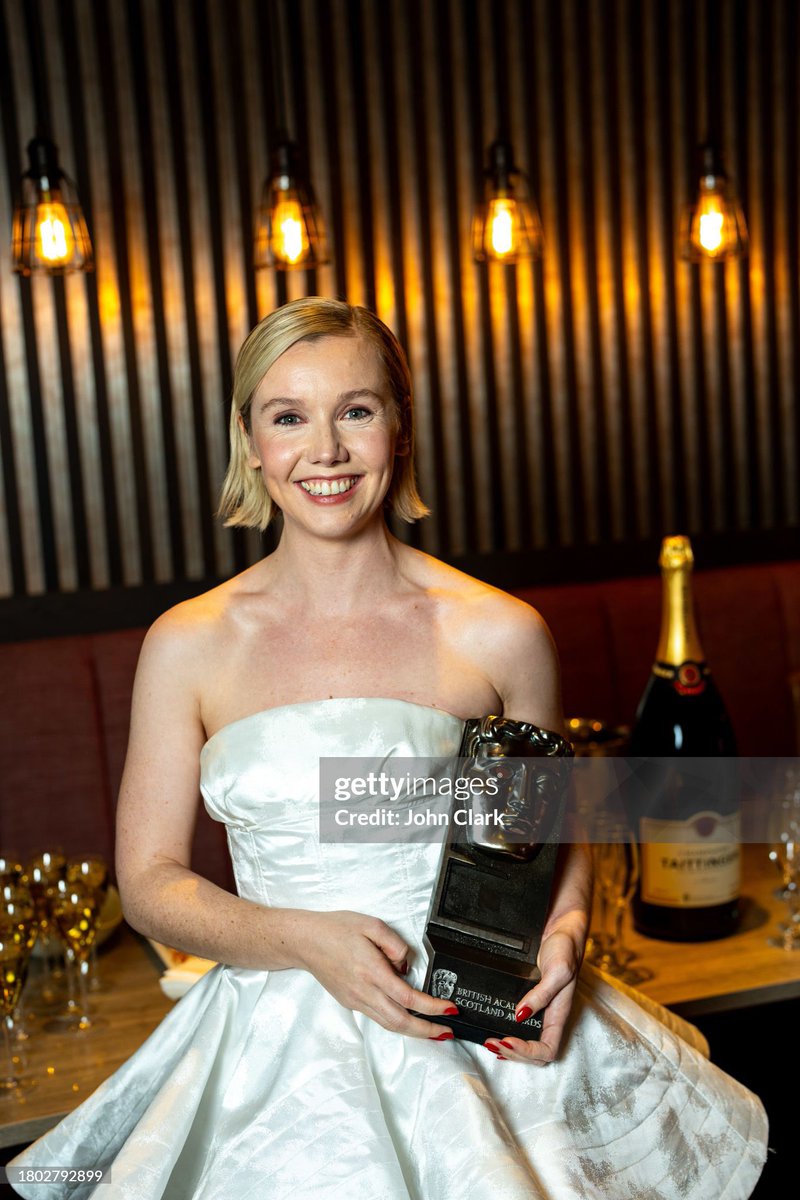 Girl is beaming 💛 #LaurenLyle #BAFTAScotAwards