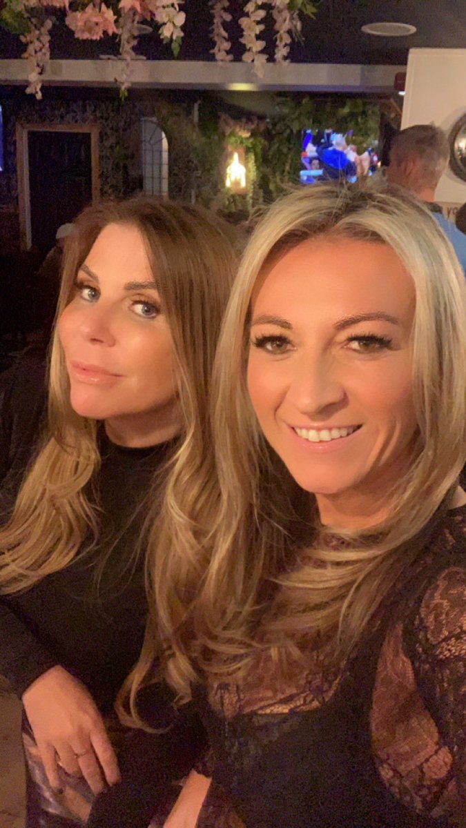 DuffyVicki81's tweet photo. Cove bar 💝 https://t.co/oOTB2Qahz6