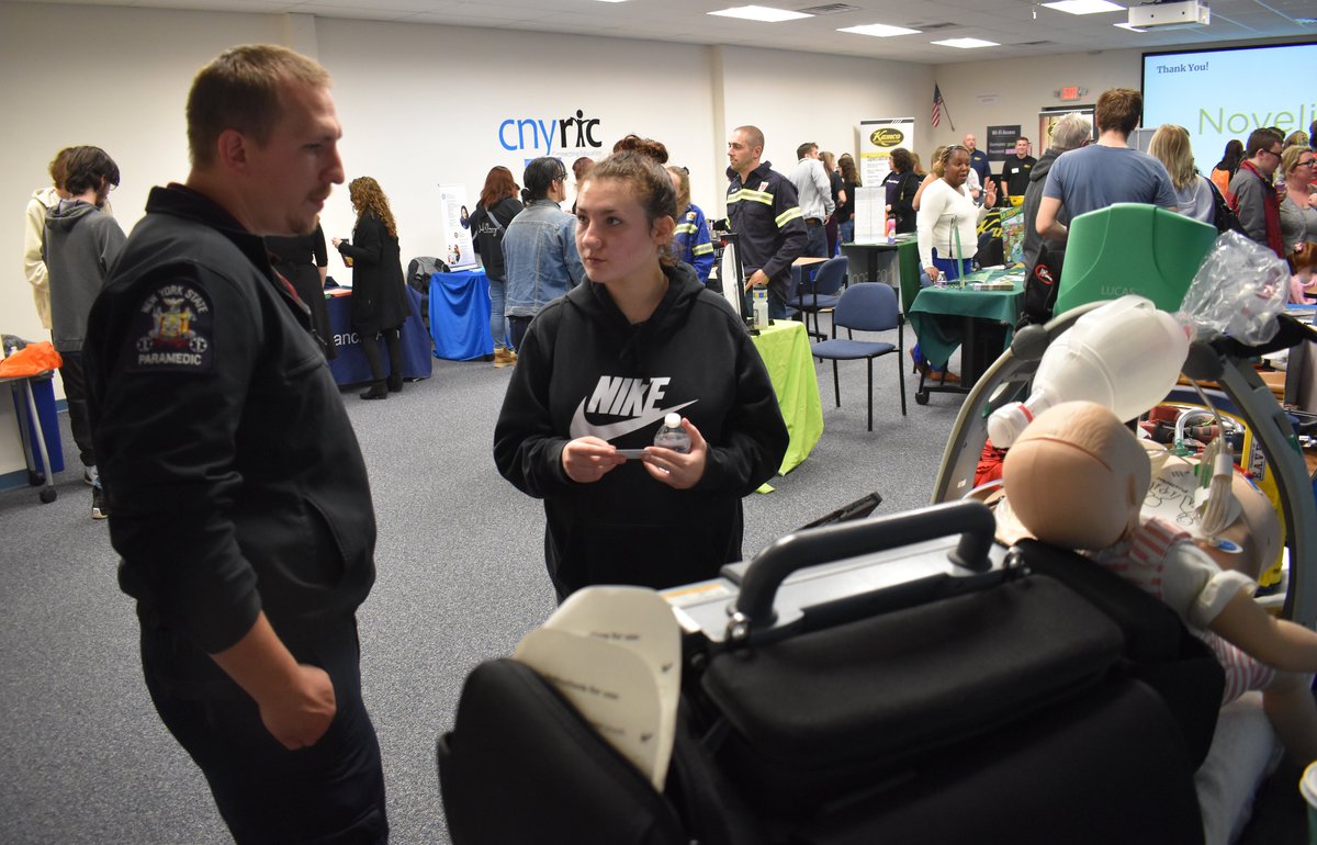 The first College & Community Fair @4InnovationTech drew more than 20 college & community partners to our building on Friday to share resources with students and parents! Check out the long list of participants here: ocmboces.org/teacherpage.cf…