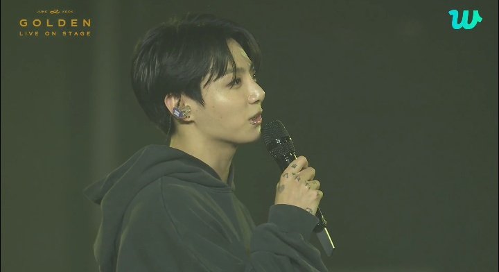 Mat ( Jungkook's versión) tweet media