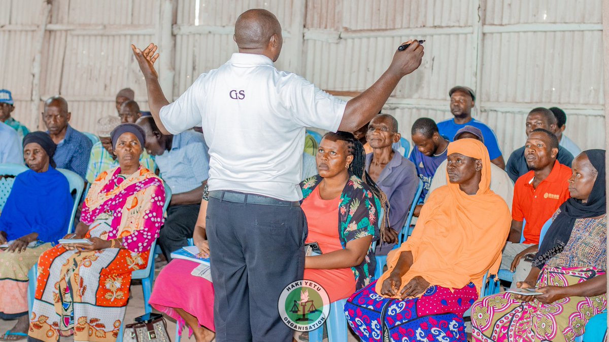 Mbuyu ya Chapa community met with <a href="/HakiYetuOrg/">Haki Yetu</a> @Alimunira381 and Bosire of <a href="/NLC_Kenya/">National Land Commission</a> with concerns that land they have occupied for decades may now be in possession of <a href="/MombasaCountyKe/">Mombasa County</a> and they be evicted. We will be there.