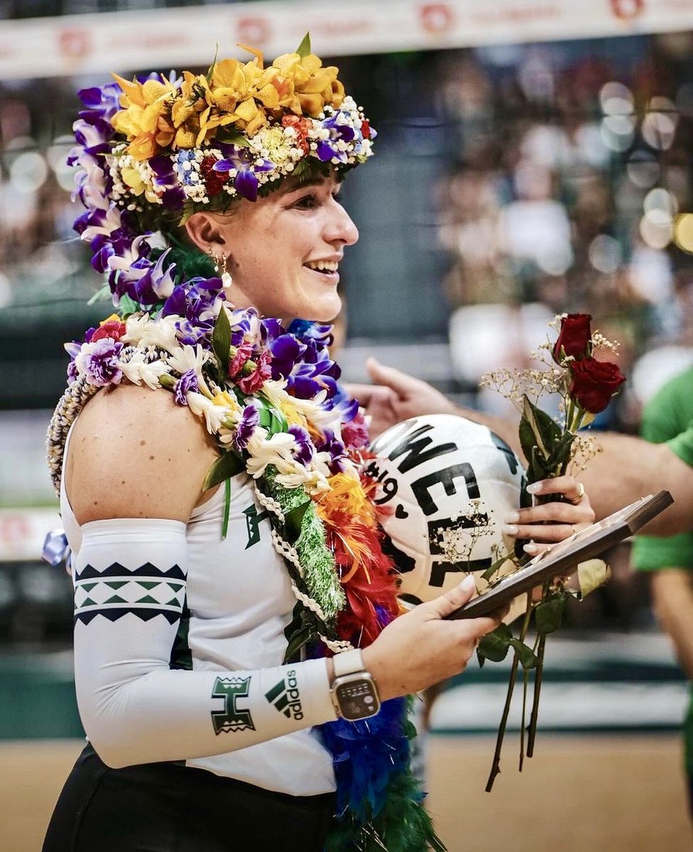 Cody_Cowell's tweet photo. Congrats to Chandler Cassidy Cowell
Senior Night !!!

Thank you to all the Friends and Fans who came out,
You made Chandler's night very special 🌈♥️

So Proud of You Daughter 🌈♥️
Love You ♥️🌈♥️

Proudest Poppa Cody ♥️♥️ https://t.co/DUSoQGJykY