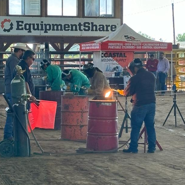 stcjaguars's tweet photo. π₯ STC excels at the 11th Torch Cutting Competition! Dual credit stars from Hidalgo, Donna, and Mission High School took top honors. Prizes included welding gear, helmets, gloves, and impressive $2,500-$3,000 scholarships for the winners! ππ©βππ¨βπ #STCPride #WeldingChamps https://t.co/VQuLixo5Wa