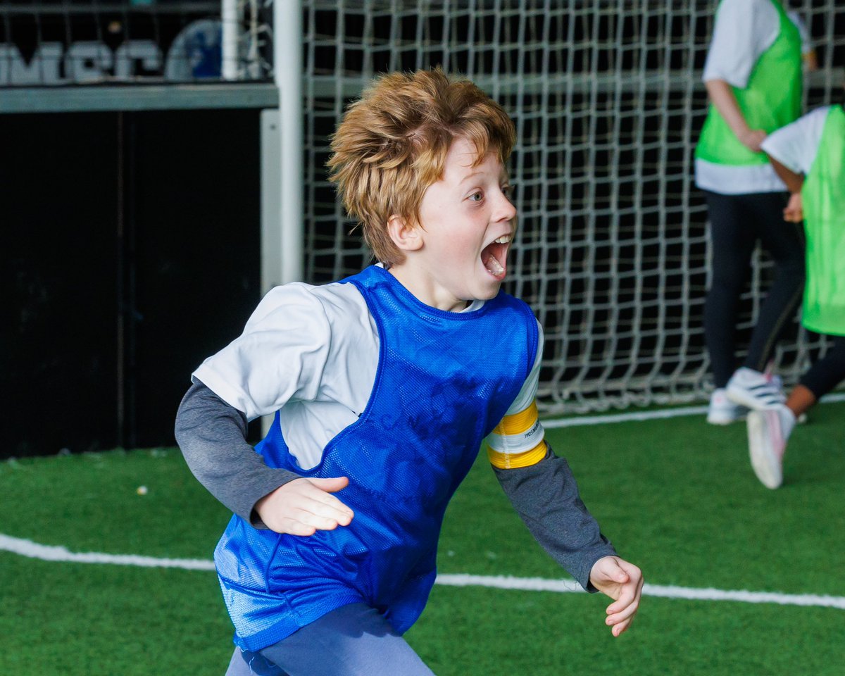 The joy of scoring goals 😍 #wecankickit ⚽️🎗