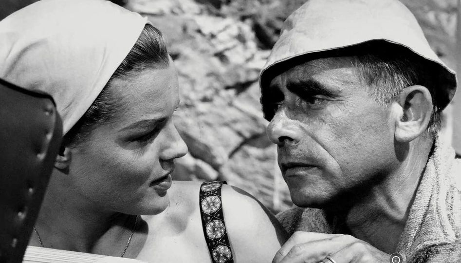 Director Henri-Georges Clouzot and Romy Schneider on the set of 'L'Enfer', (1964). 📣📽️🎬 #BehindTheScenes #FilmTwitter #ClassicMovies #TCMParty #BOTD #HenriGeorgesClouzot