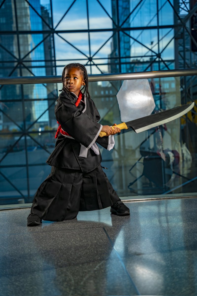 HellspawnedLLC's tweet photo. He's a 4 year old Substitute Soul Reaper... that just means he handles business before nap time. 
.
📸: Chris Batiz
.
#AnimeNYC #AnimeNYC2023 #Bleach #Shinigami #SoulReaper #Cosplay #BlackCosplay #MySon #HellspawnedCosplay #BlerdandPowerful #BlerdStation #Photography https://t.co/2037Wr7TJN