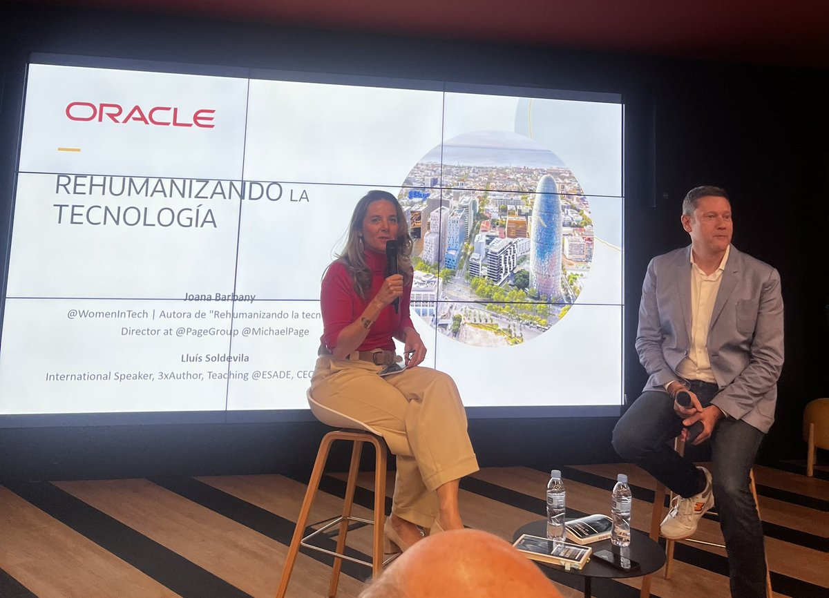 EvaVilaMassanas's tweet photo. Muy contenta de poder acompañar a @joanabarbany en la
Presentación de “Rehumanizando la tecnología”
#WoweninTech #RRHH #Estrategia #Dirección #Igualdad #Diversidad https://t.co/fwNBTpcWpN