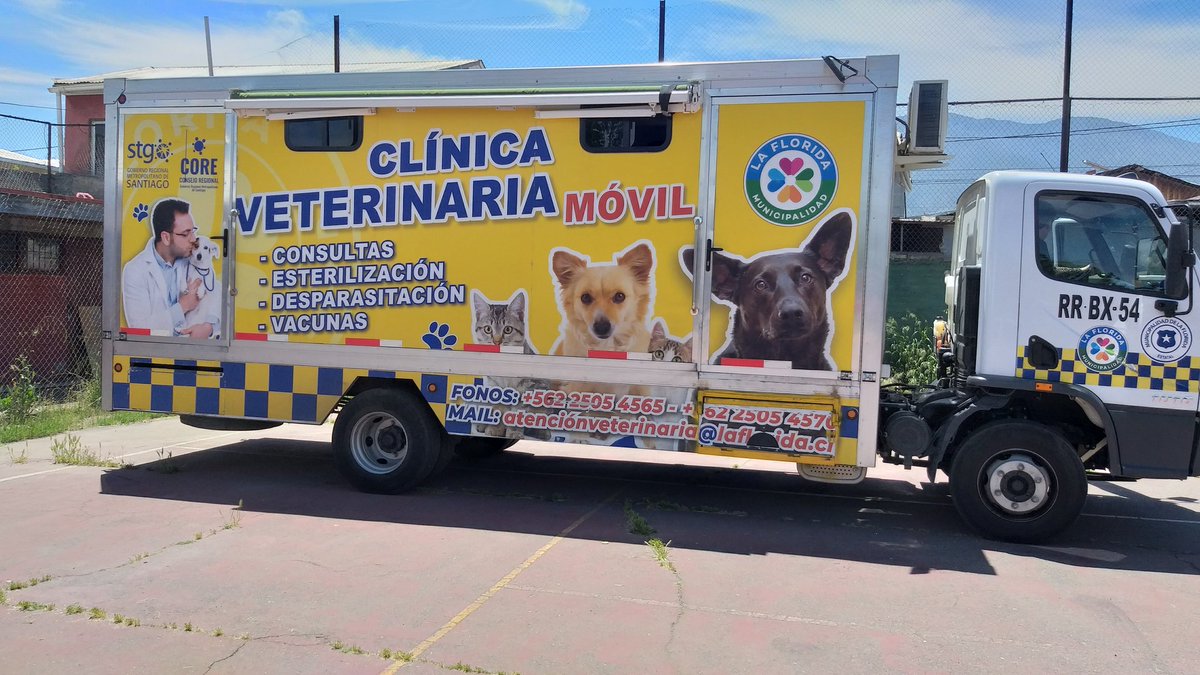 OngChile's tweet photo. @rodolfocarter alcalde de la @MuniLaFlorida, por su intermedio, agradecer al centro medico veterinario municipal, por la gestión, las vacunas antirrábicas y chips 
@radiolaflorida #LaFlorida @m https://t.co/DiZ7mYhLYb