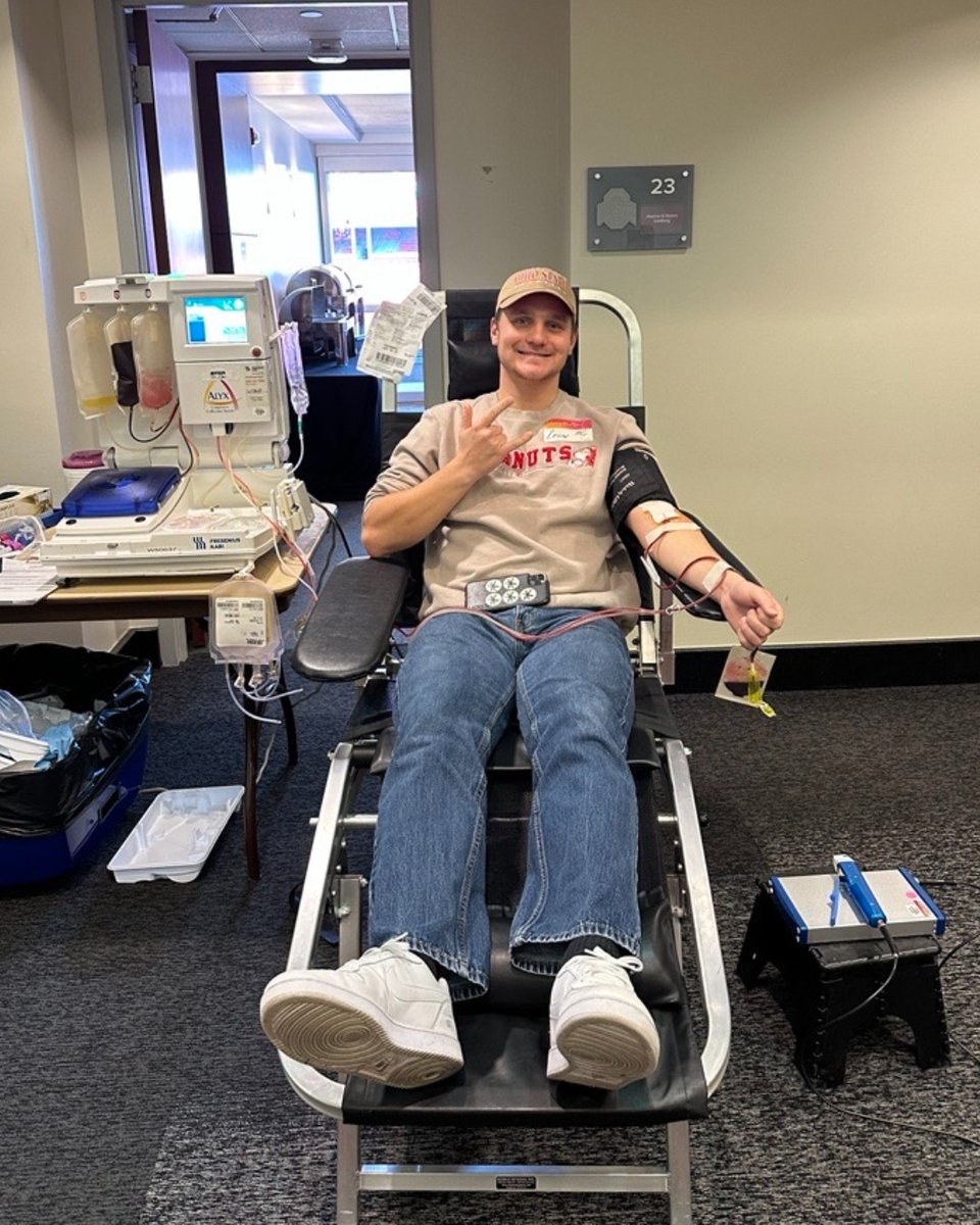 #Buckeyes, it’s crunch time. Don’t miss your chance to save up to 3 lives at tomorrow’s #BloodBattle Blood Drive at the Schottenstein Center from 10am-6pm. Sign up: bitly.versiti.org/3Qb5NlE Plus you’ll get a limited-edition T-shirt & be entered for a chance to win free parking.