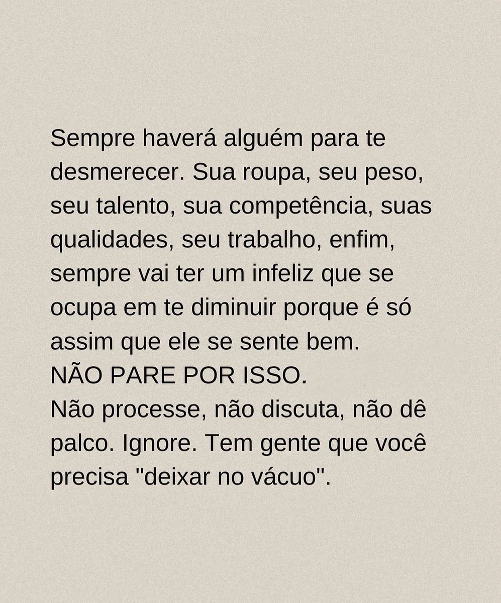 Abstraia "Finja demência" pra não gastar saúde mental e tá tudo bem!!! 😉😘