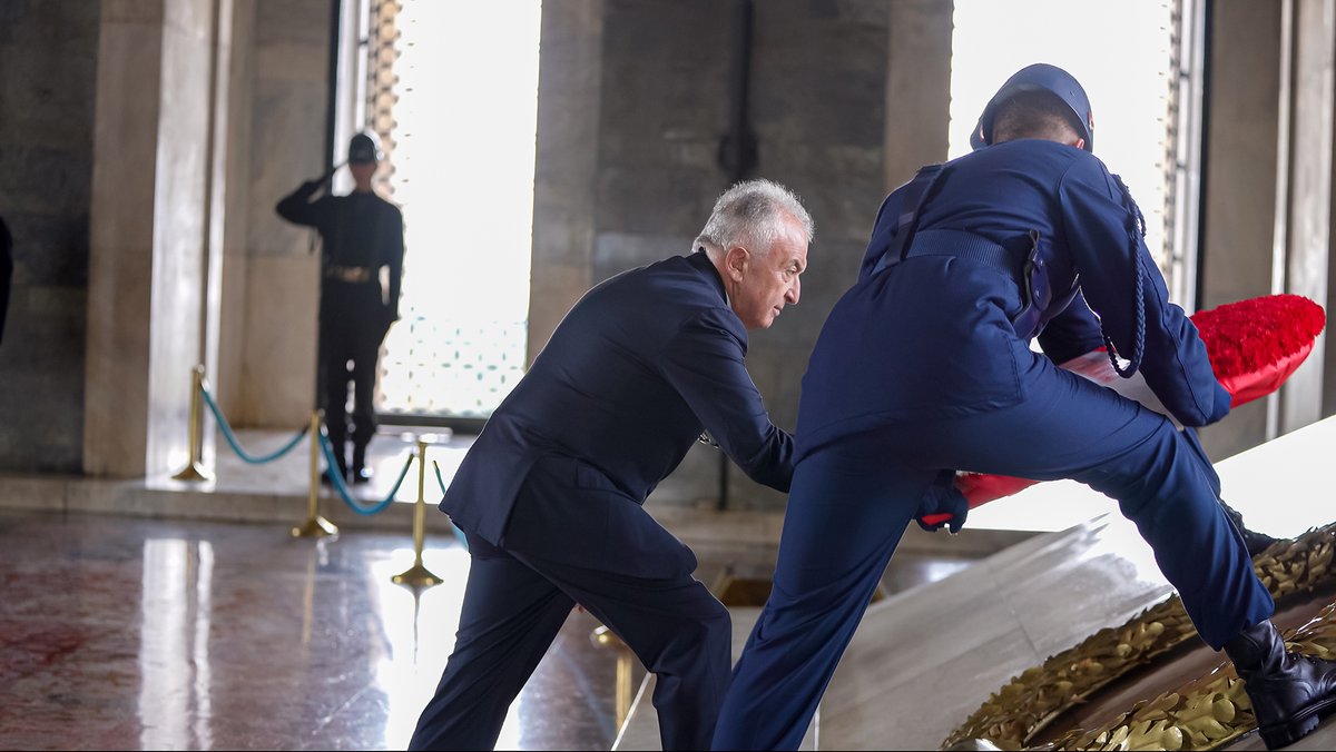 CANİK Çalışanları Firmanın 25. Kuruluş Yıl Dönümü Dolayısıyla Anıtkabir’i Ziyaret Etti 
(Ayrıntılar için linki tıklayınız)
savunmasanayi.org/canik-calisanl… 
<a href="/canikarms/">CANiK</a> <a href="/citipr/">CitiPR</a>