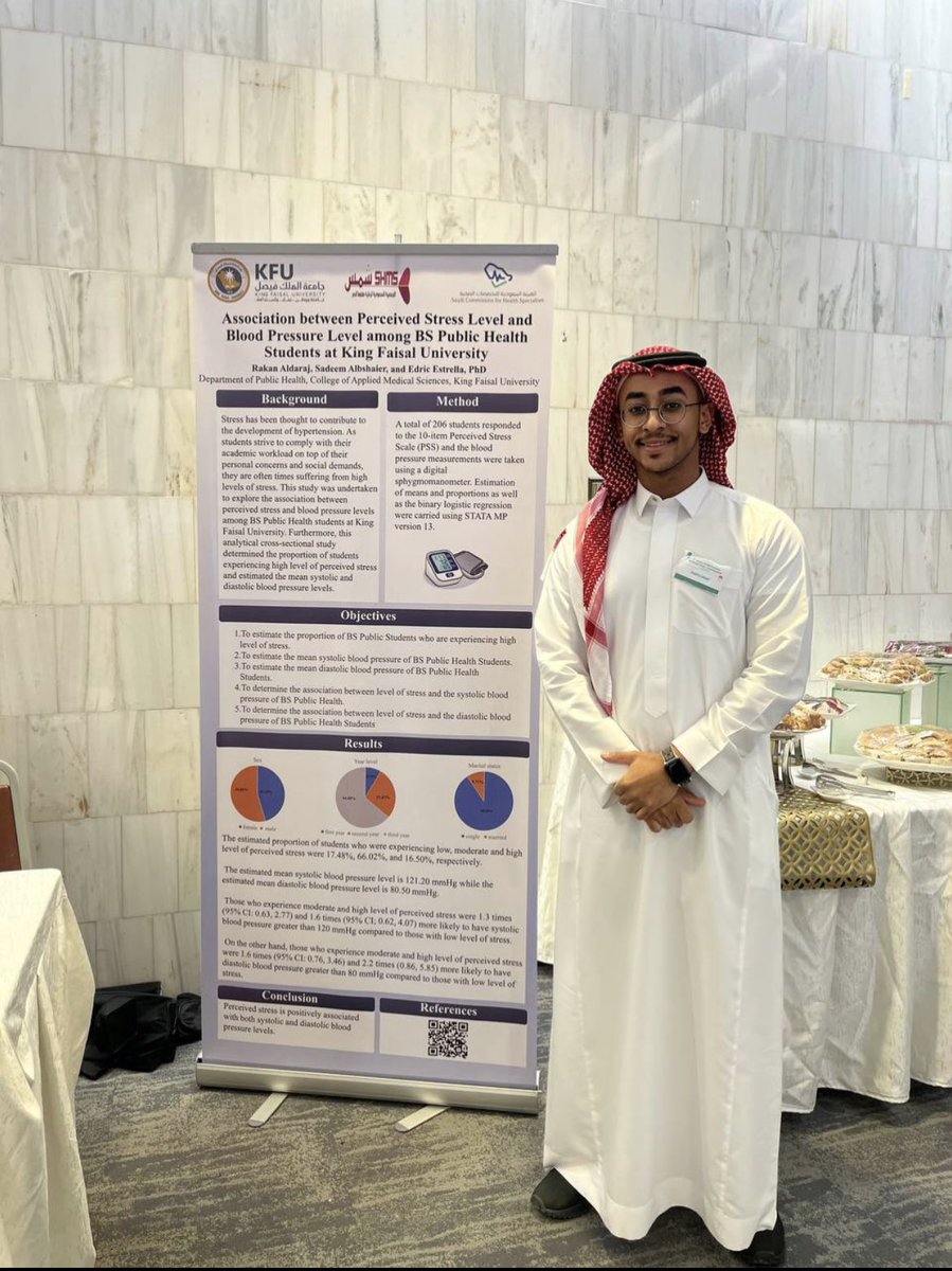 RakanKD1's tweet photo. جانب من مشاركتي الاولى في المؤتمر السعودي العالمي الثامن لارتفاع ضغط الدم بتقديم بحثنا حول العلاقة بين مستوى التوتر ومستوى ضغط الدم وأتقدم بالشكر الجزيل لجمعية شمس لحفاوة استقبالهم ولمنحهم لي فرصة المشاركة من خلال ثلاث ايام استفدت منها الكثير  @SHMS_SA https://t.co/xwcC7a8GPp