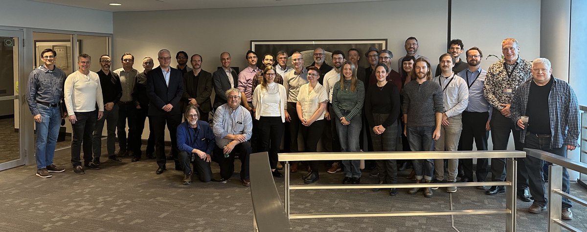 Fantastic to be at @csa_asc headquarters for the first ever in person meeting of the 🇨🇦 Lunar Rover Mission Science Team. It's such a privilege to be part of such an amazing team! @Canadensys1 #ToTheMoon