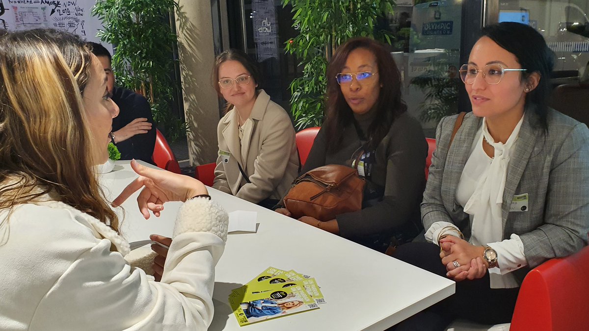 <a href="/MaRegionSud/">Région Sud</a> <a href="/NadiaOudia/">nadia oudia</a> <a href="/CyrilLiebart/">Cyril Liebart</a> #UnparrainUnEmploi permet à des jeunes en recherche d’emploi de bénéficier du soutien et du réseau d’un parrain chef d’entreprise ou cadre. Les résultats sont au rendez-vous avec un taux de retour à l’emploi de plus de 75% cc <a href="/MaRegionSud/">Région Sud</a>