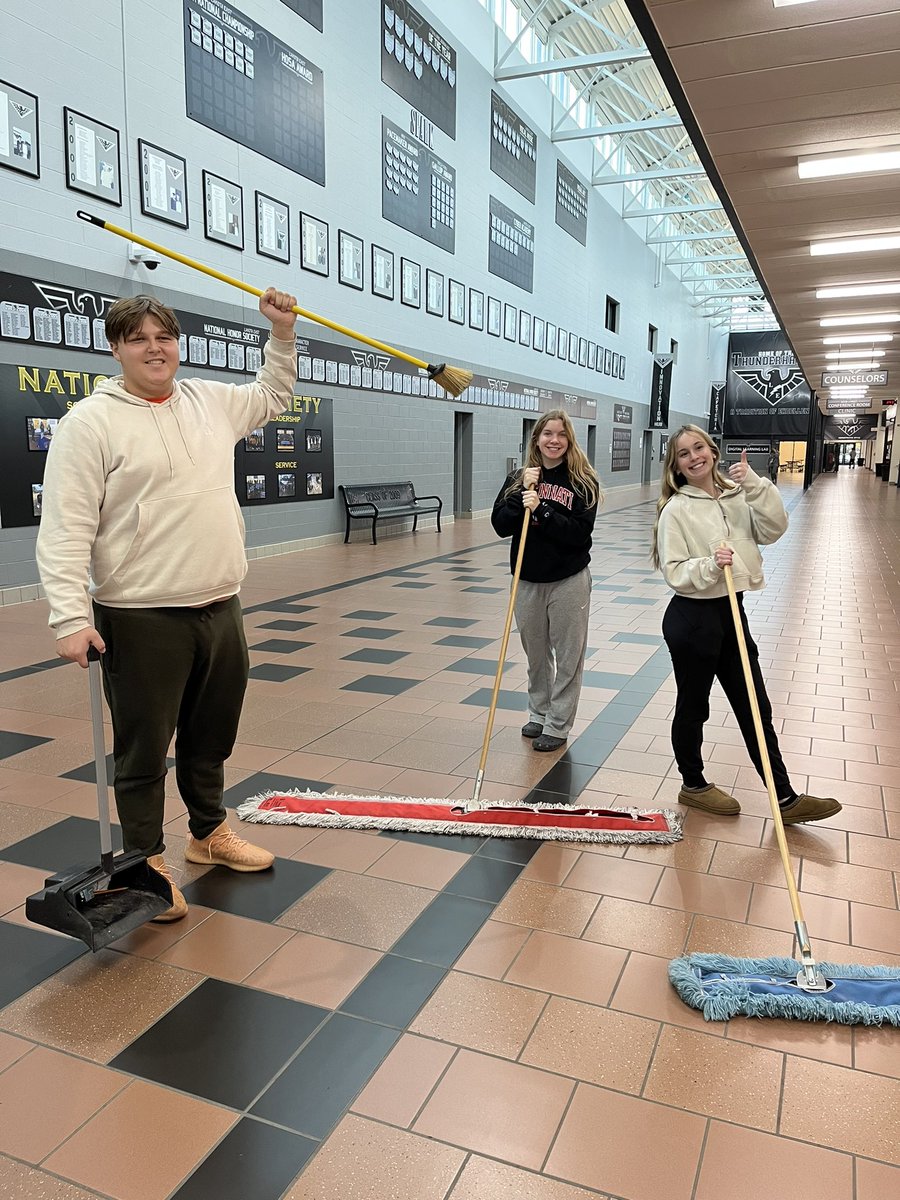 <a href="/lehs_nest/">lehs_nest</a> <a href="/EAST_HAWKS/">Lakota East High</a> Sometimes leadership looks like this.