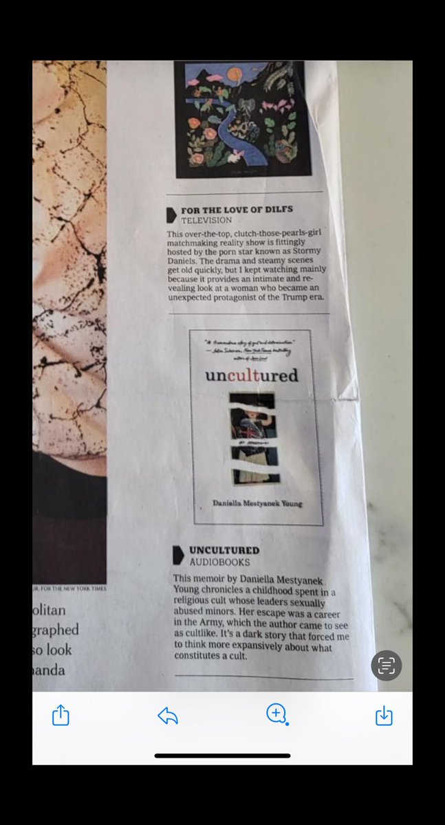 Jochen Kleinschmidt 🇺🇦 ПТН ПНХ (@jkleinschmidtir) on Twitter photo Happy to see that the audiobook version of my friend <a href="/daniellamyoung/">Daniella Mestyanek Young</a>'s book "Uncultured" has received a very deserved extremely favorable review in the <a href="/nytimes/">The New York Times</a>: nytimes.com/interactive/20…
Check out my review at Goodreads here: goodreads.com/review/show/51… Happy to see that the audiobook version of my friend <a href="/daniellamyoung/">Daniella Mestyanek Young</a>'s book "Uncultured" has received a very deserved extremely favorable review in the <a href="/nytimes/">The New York Times</a>: nytimes.com/interactive/20…
Check out my review at Goodreads here: goodreads.com/review/show/51…
