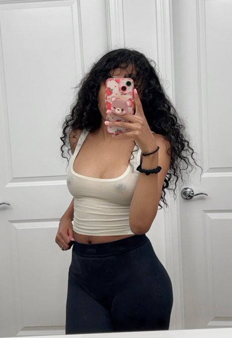 It&rsquo;s been awhile ❤️ https://t.co/zQNpAeWXyZ