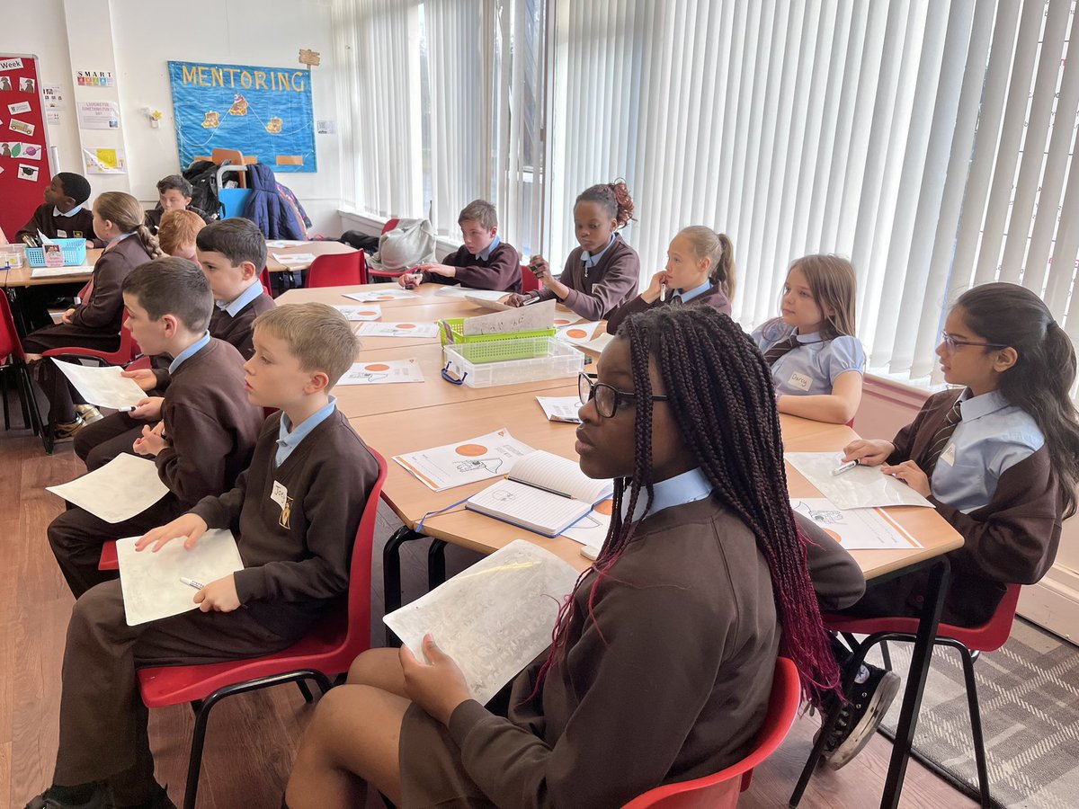 MsOwens16's tweet photo. @MrOBrienPrimary @IntoUniversity @StBlanesGCC https://t.co/GQ8lsp0FdP