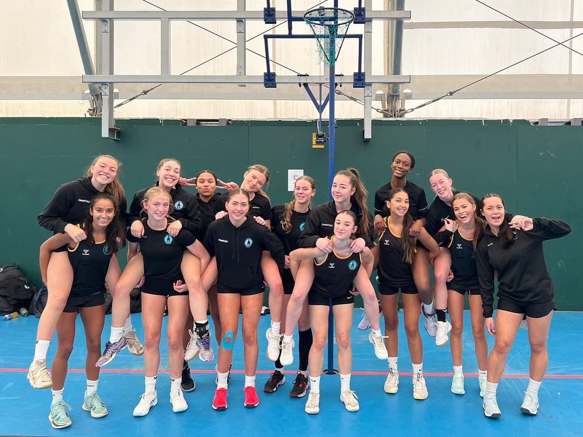 Thank you to @londonpulsenetball for hosting our U17s this weekend! Some fantastic talent on display and some great results for us. 
Congratulations to Mae for players player of the day 🤩⚔️