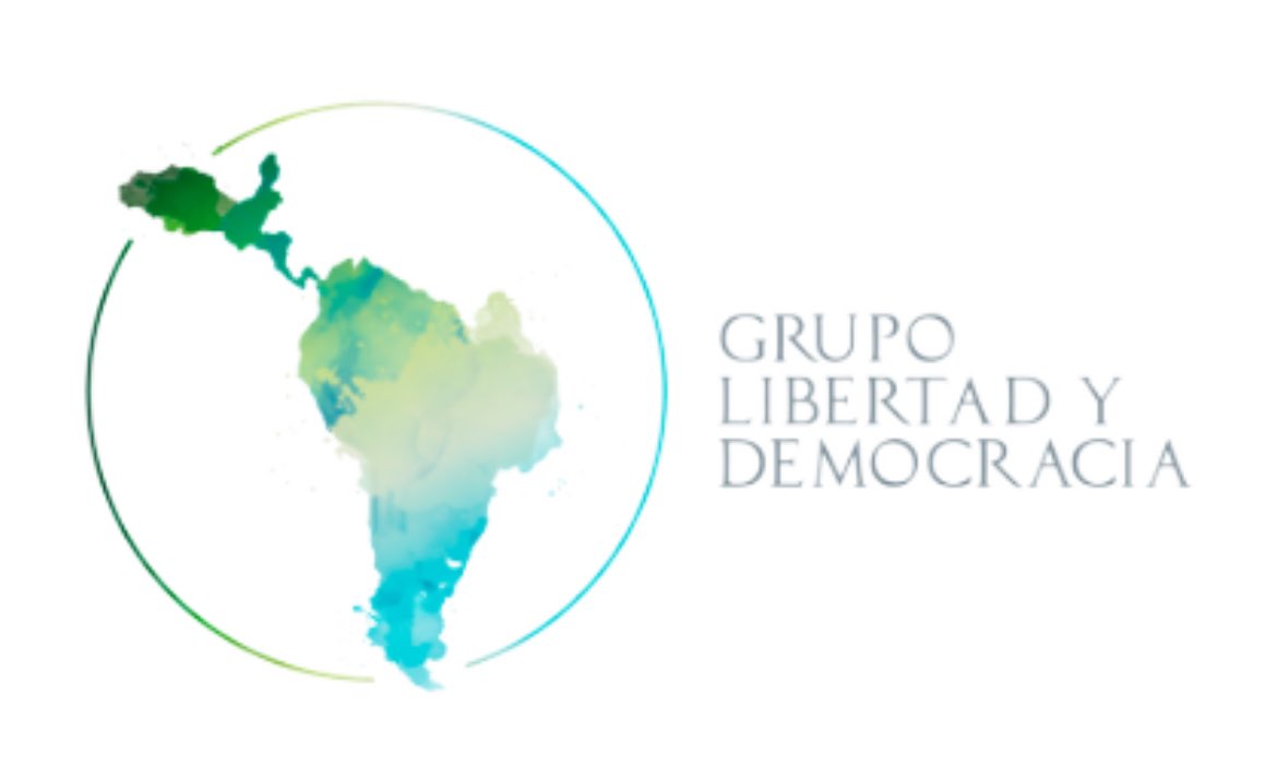 Grupo Libertad y Democracia - Oficial (@grupolyd) on Twitter photo Felicitamos al presidente electo de 🇦🇷 <a href="/JMilei/">Javier Milei</a> y celebramos su victoria:
“Todos los que amamos la libertad y la democracia queremos ver una Argentina que supere finalmente esta triste y empobrecedora etapa de populismo kirchernista.”
Declaración: bit.ly/40McWxn Felicitamos al presidente electo de 🇦🇷 <a href="/JMilei/">Javier Milei</a> y celebramos su victoria:
“Todos los que amamos la libertad y la democracia queremos ver una Argentina que supere finalmente esta triste y empobrecedora etapa de populismo kirchernista.”
Declaración: bit.ly/40McWxn