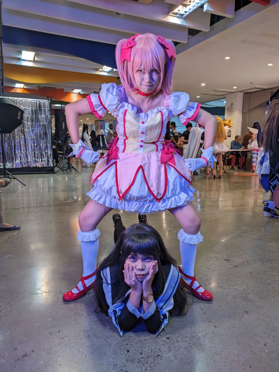 renarin_ch's tweet photo. Do you want to be a cute magical buff gors??

Madoka || Rena
Homura || Anna

📸: Benedict Arroyo

#ARCHconCebu #ARCHcon2023 #madokamagicacosplay #Homuraakemi https://t.co/PGikCf6jnA