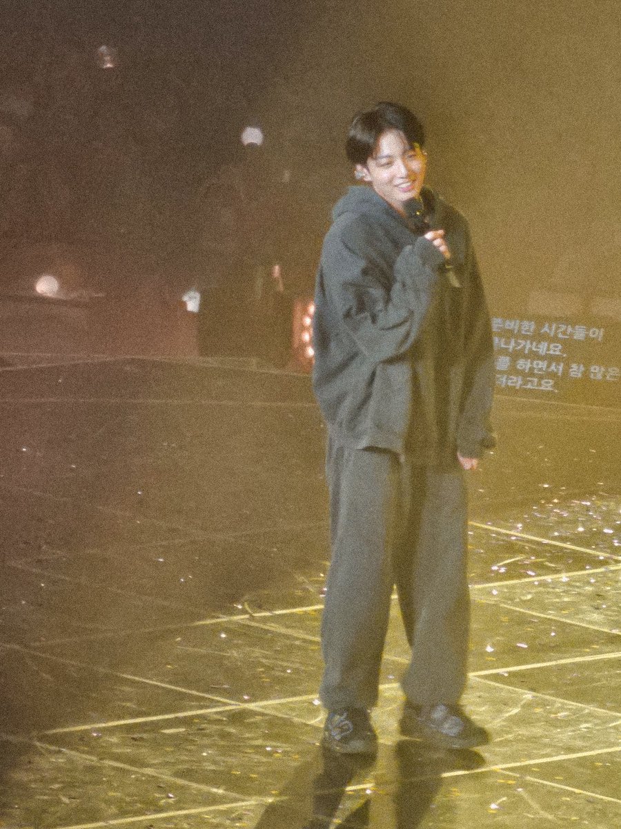 archiveforJK's tweet photo. 💛 https://t.co/WWxPxDCiqO