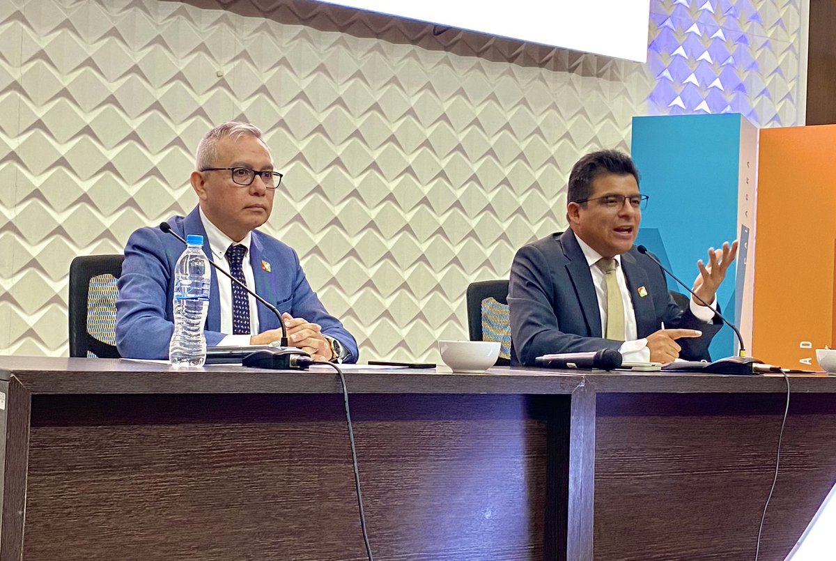 🙌 Fue votado el nuevo programa de Escuela de Misiones para los 28 colegios adventistas en el norte de Perú 🇵🇪, con el objetivo de despertar en las nuevas generaciones la pasión por la misión transcultural. ✈️📖🌍  #ConcilioAnualUPN #MissionRefocus #SVA