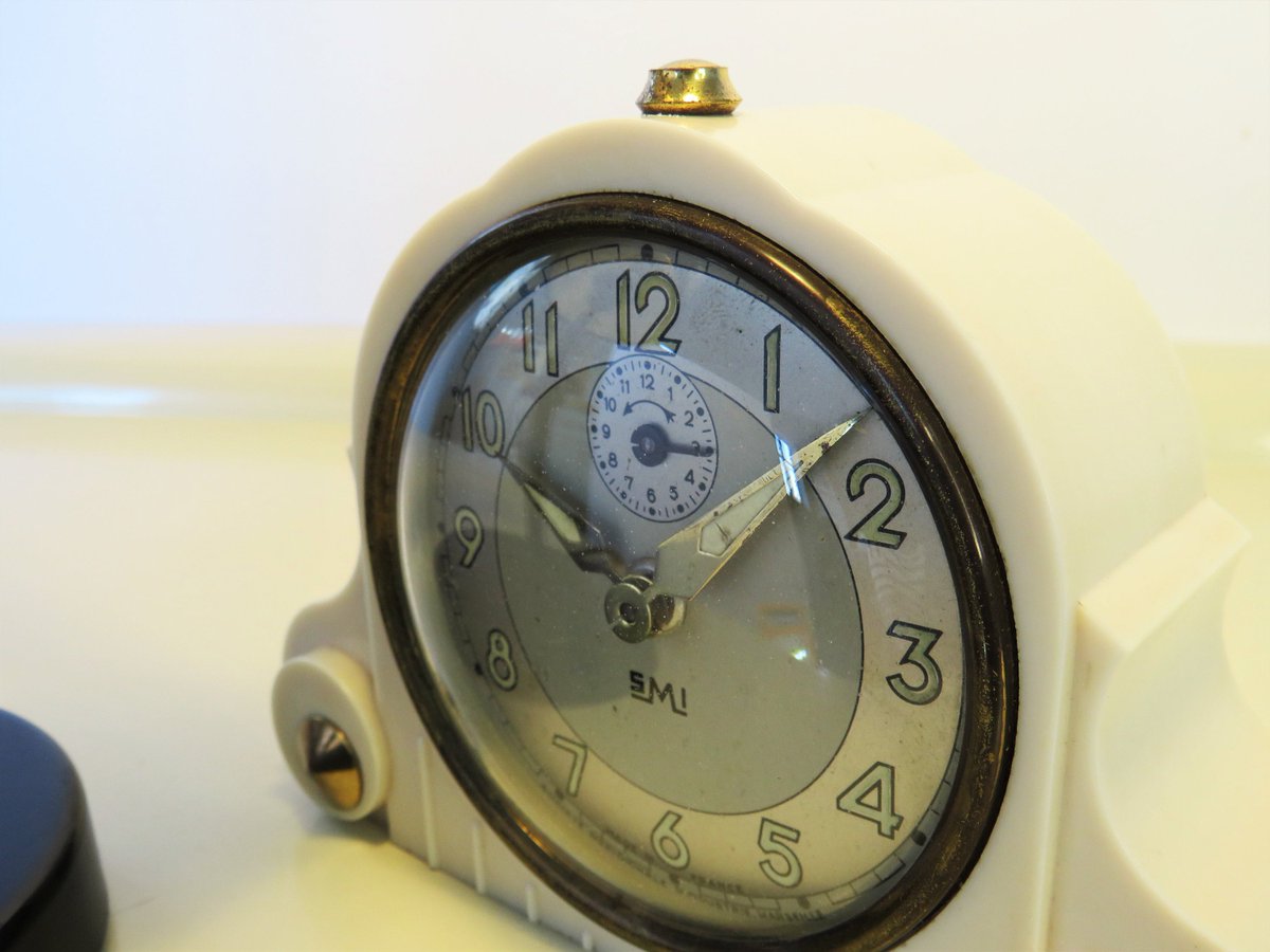 MaLanterne's tweet photo. Vintage Alarm Clock, French Art Deco SMI Bedhead Alarm Clock, Beige and Gold Color, Bakelite, Retro Home Decor, Made in France, 1930s https://t.co/n5IoUwbYTF #Barbie #Fashion #Music #Summerdress #Retro #Free shipping #Home decor #Holidays #Vintage #RetroClock https://t.co/CEHHUFfKew