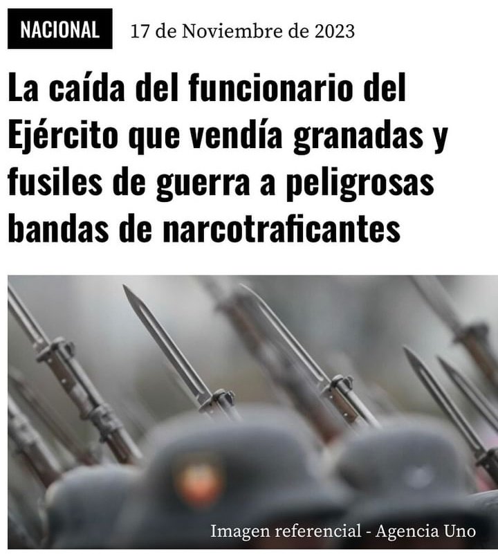 grandovich's tweet photo. #Granada #Metralletas 
@udipopular 
Todo el mundo se estremeció con la carabinera que recibió una Granada, pero todos callan cuando se sabe que un milico era quien vendía granadas y fusiles a estas bandas peligrosas.
#EnContra https://t.co/1lEME5yPbB