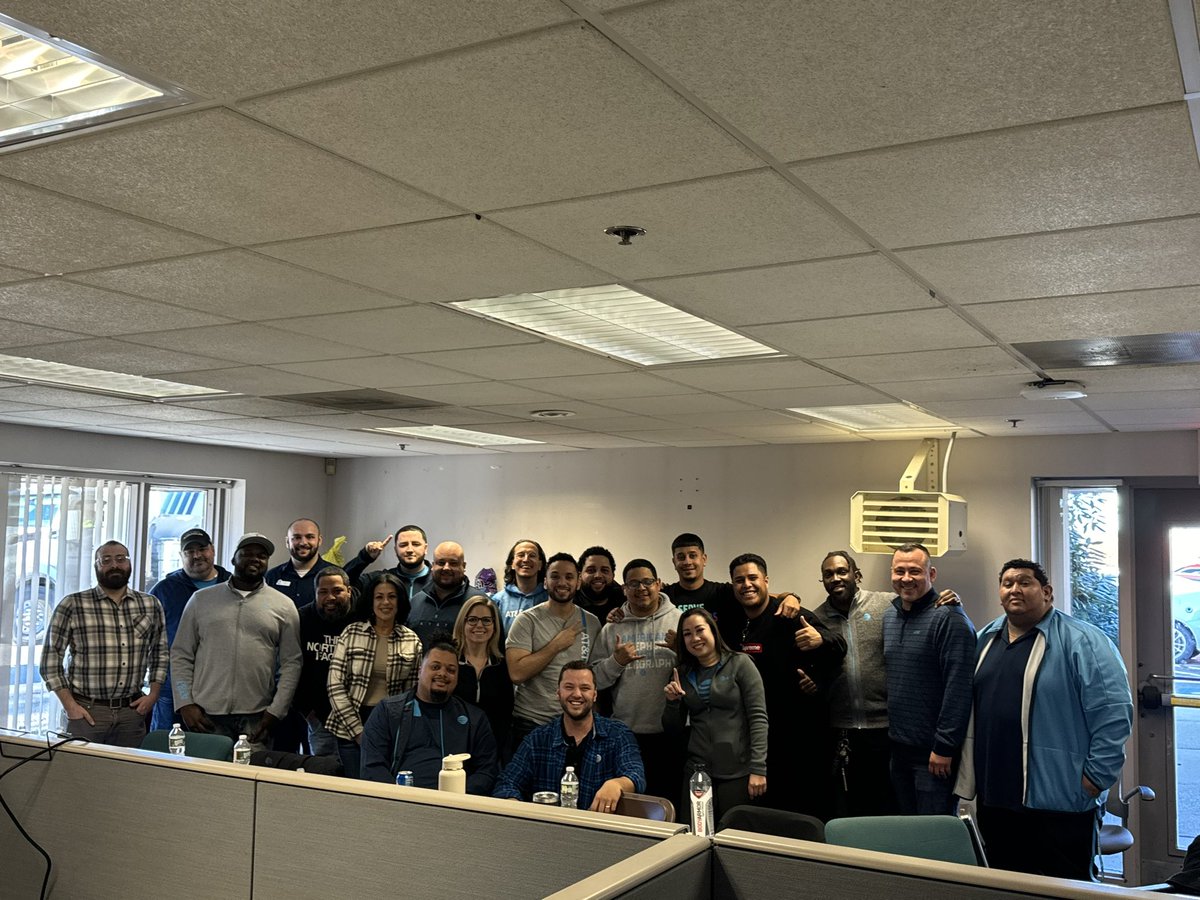 NancyNguyenMA's tweet photo. #TEAMRIVERA Thanksgiving holiday party. For this year, what are you thankful for? I’m thankful for this team. @TheRealOurNE @emilywiper @LillardDerick @RiveraKelvin1 https://t.co/pGbkkSCH76
