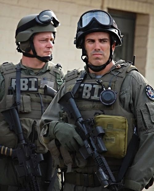 RpsAgainstTrump's tweet photo. Why do MAGA Republicans hate the FBI?

What happened to "Back the Blue" and "Law and order"? https://t.co/pYLPYT7iF7
