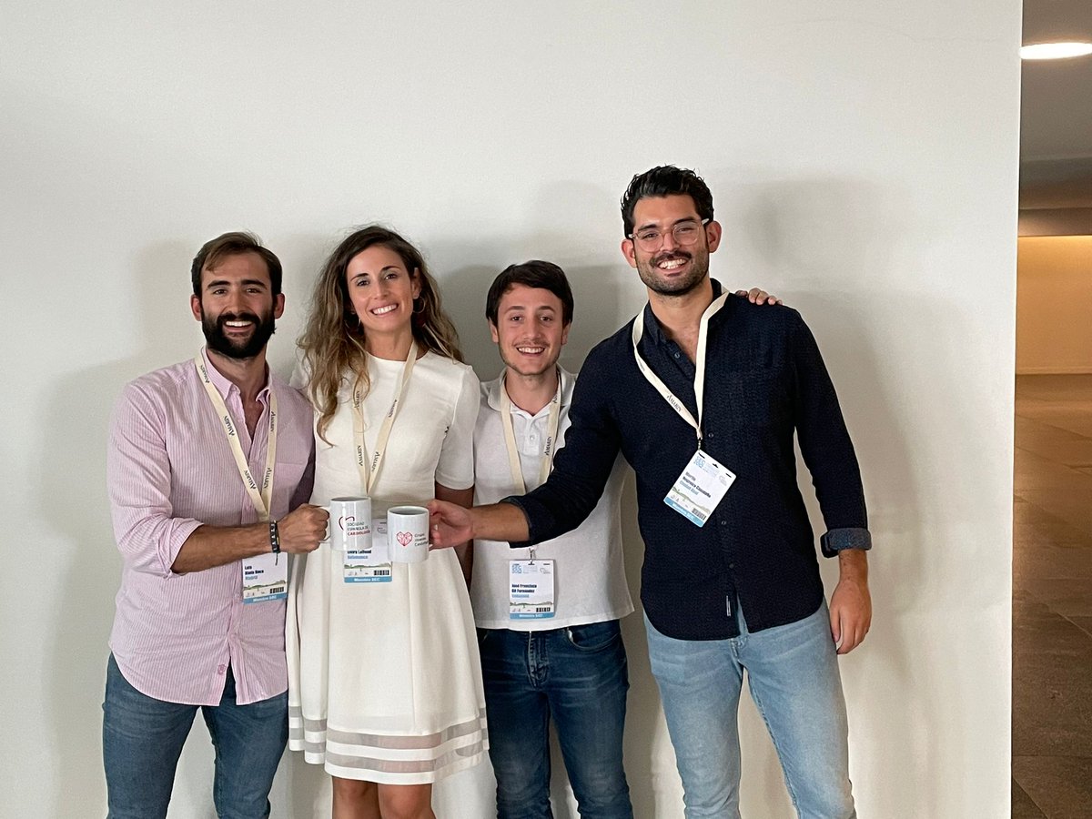 Ya completamente instalados en la realidad post #SEC2023... 😢

Hoy el nuevo Comité de Residentes ha empezado a trabajar en nuevas ideas para todos los resis🔜

Desde el anterior comité de (ya no tan) resis queremos desearos toda la suerte 🍀 

Gracias a todos🫂 Seguimos!! 💪