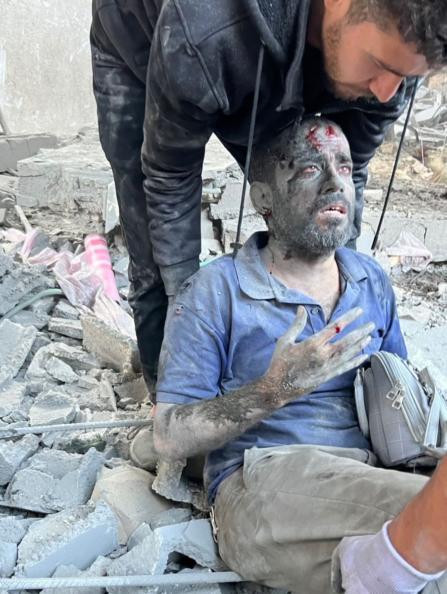 tevfik_hams's tweet photo. Yaşadığımız bu acıya alışmayın, yaşadığım bu katliamı normalleştirmeyin. https://t.co/UhCBcsHDAG