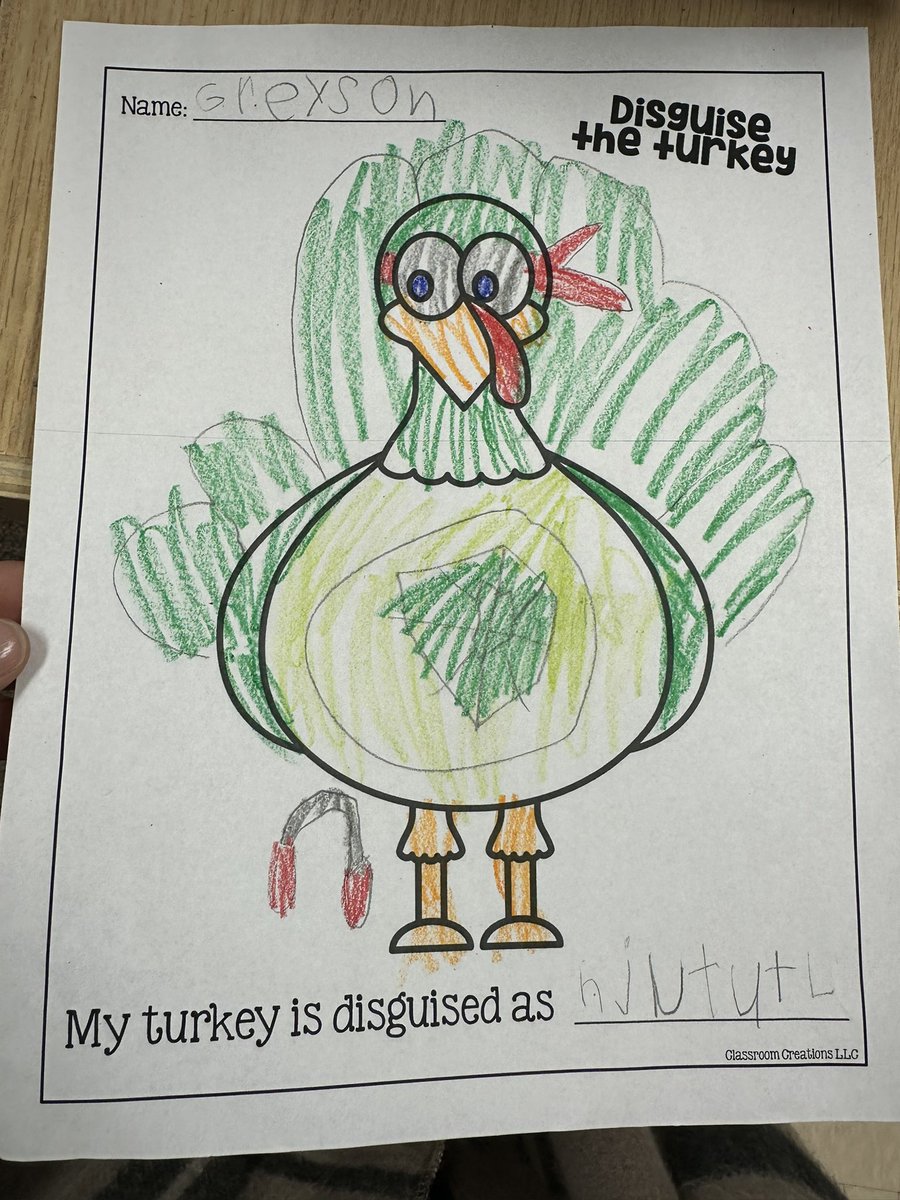 mschultzPLS's tweet photo. Today we read Turkey Trouble and the Kinders had to come up with a disguise for their turkey to hide from the farmer! Here are some: ninja turtle, pizza and a crayon box! @JeffersPondPLS https://t.co/j93gu297Se
