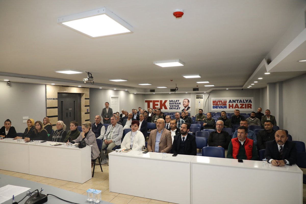 📍AK Parti Antalya İl Başkanlığı 

İl Başkanımız Ali Çetin Başkanlığında gerçekleştirilen haftalık olağan İl Yönetim Kurulu toplantısına katılım sağladık.
#HepYeniHepİleri 

<a href="/aysekesir/">Ayşe Keşir 🇹🇷🇹🇷🇹🇷</a> <a href="/AKKADINGM/">AK Parti Kadın Kolları</a> 
<a href="/alicetin_07/">Ali Çetin</a>