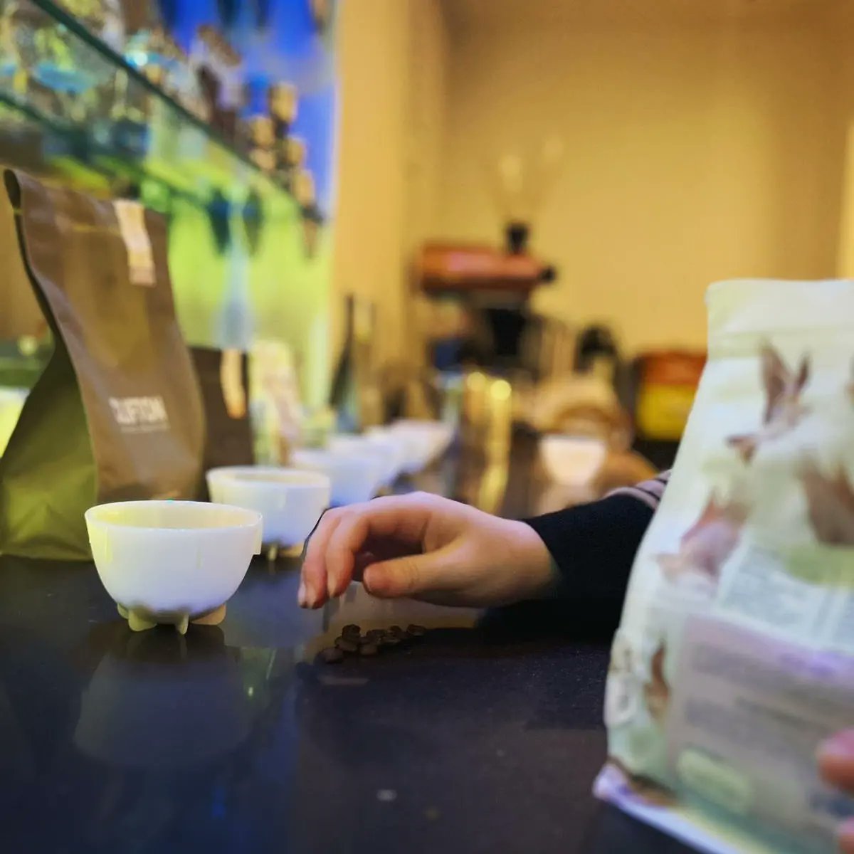 bossandbrew's tweet photo. Last week, we hosted @UnLtd at our HQ in WMC! Bringing social entrepreneurs together is vital - to network, listen, and learn from others doing great things in their respective communities across Wales 🙌 #socialenterpriseday #coffeeforgood https://t.co/GC1VIiBLXA