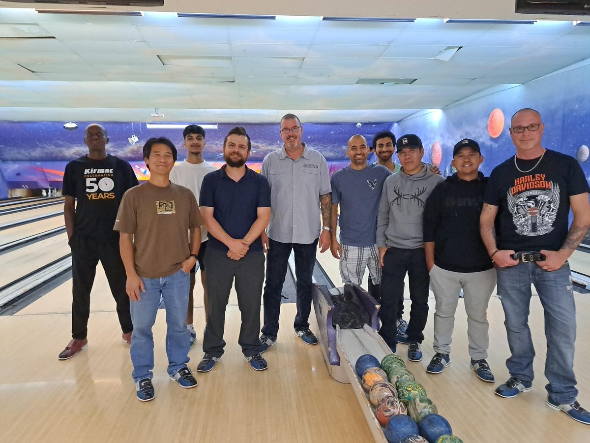 Strikes, spares, and team spirit🎳🏆
Our Maple Ridge 227th team had a little friendly competition at the bowling alley for their last team building event 👀

#MapleRidgeMasters #BowlingBonding #BowlingChamps  #kirmaccommunity #loveyourjob #teambuilding #bowling #funday