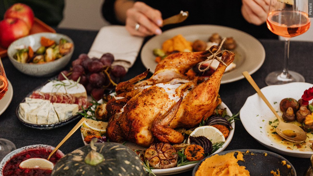 WTVYNews4's tweet image. It's the week of Thanksgiving! News4 is thankful for all of you who watch and follow us!

We want to know -- what is the WORST/your LEAST FAVORITE food for Thanksgiving? Your feedback could be shared on-air tonight on News4 at 6:30! &amp;gt;&amp;gt; 

#Thanksgiving #ThanksgivingFood #Food