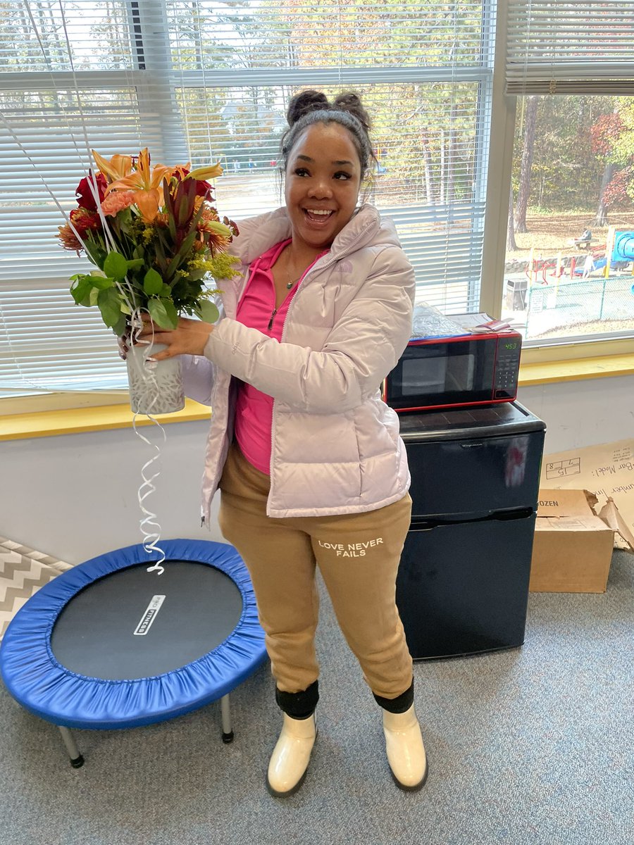 Shari C. Burton tweet media